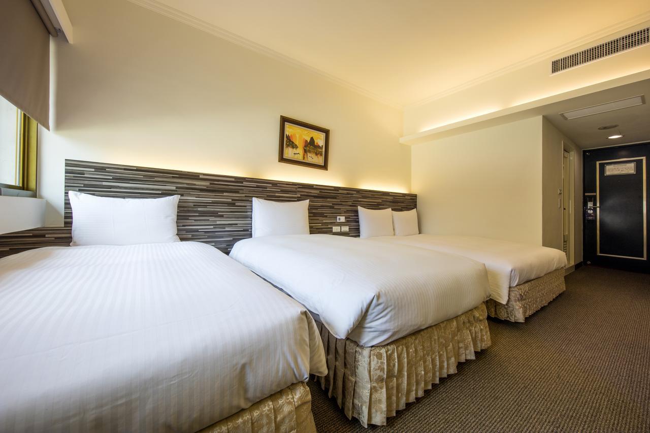 Ful Won Hotel Taichung Esterno foto